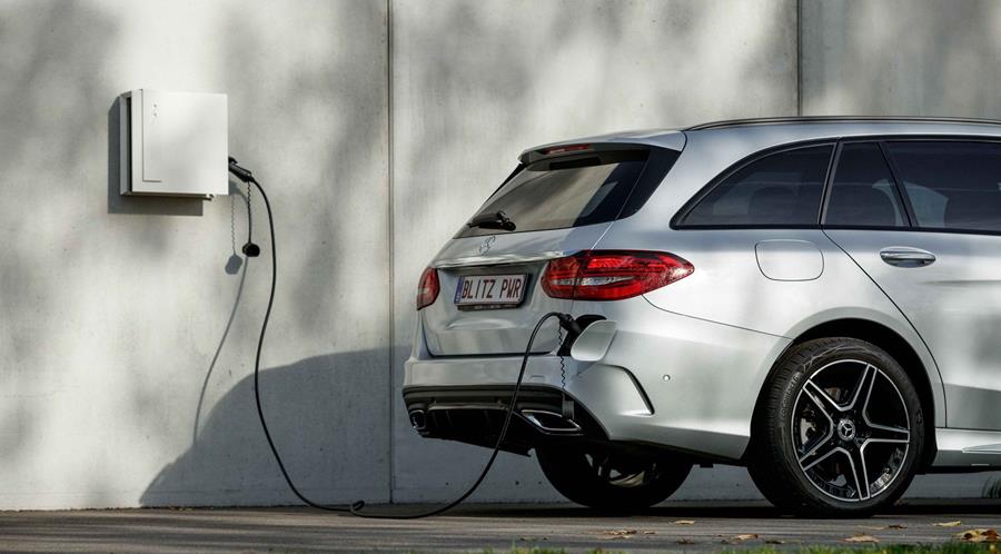 60% pensent qu’il ne faut recharger une VE que quand sa batterie est presque totalement vide