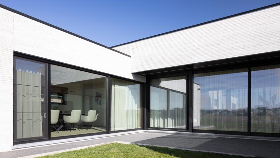 MINIMA: een topreeks ramen en deuren aan betaalbare prijzen