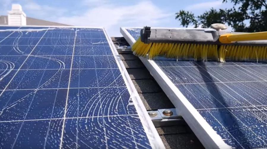 Comment entretenir les panneaux solaires?